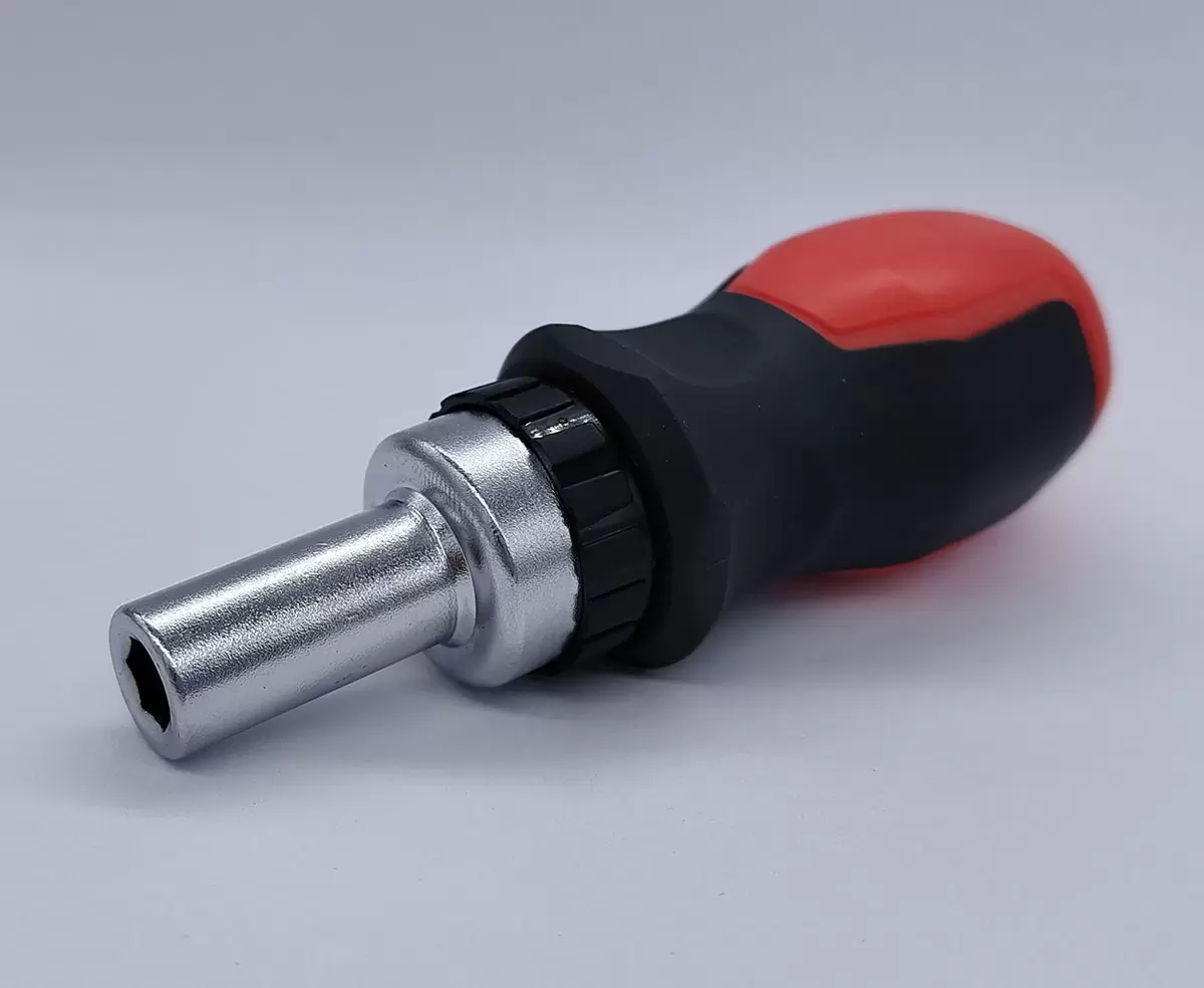 Tournevis manuel remplaçable